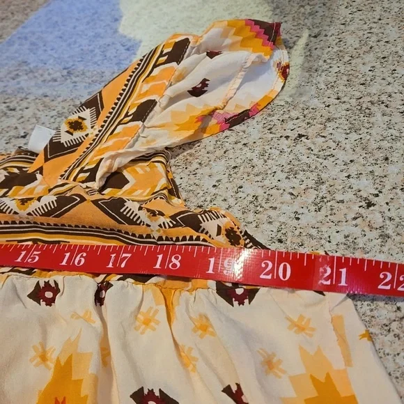 Cato Geometric design Cute Top with Flutter Cap Sleeves Women size XL - Picture 10 of 11